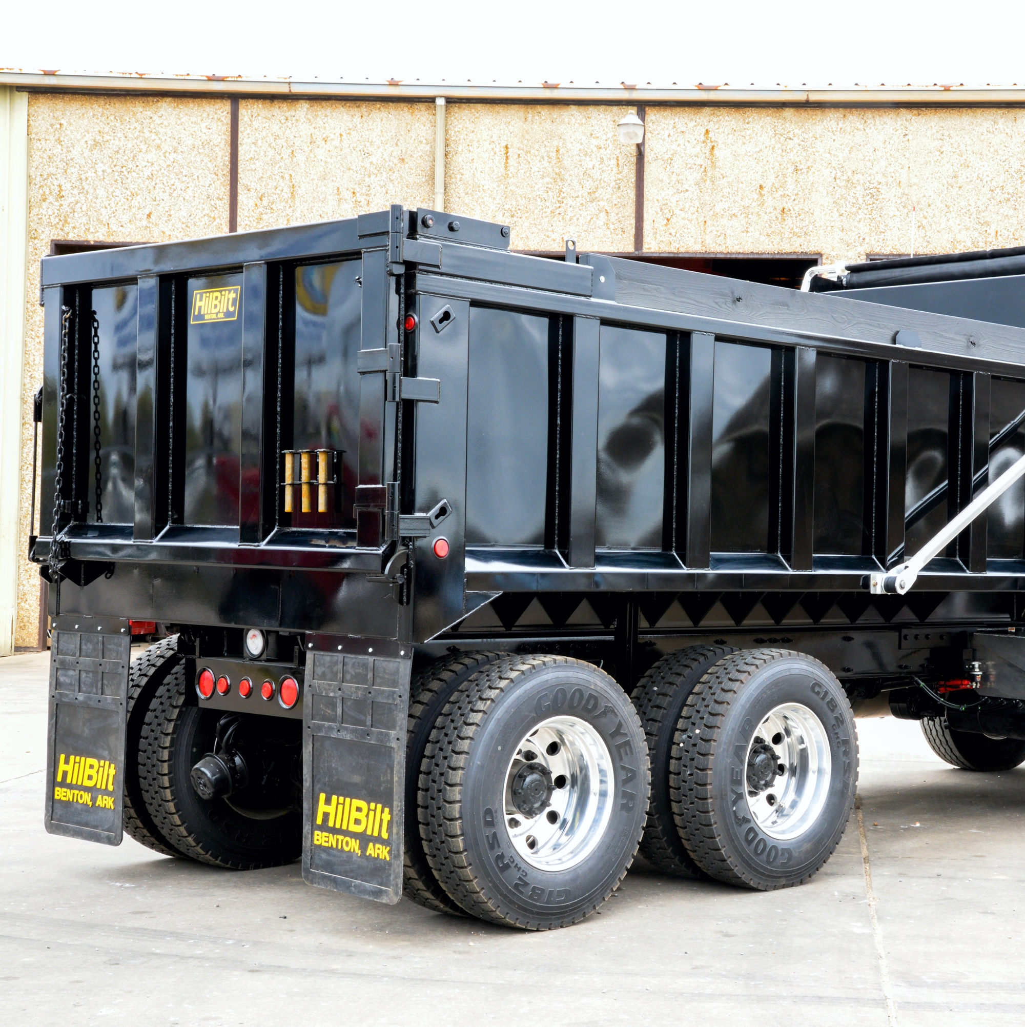 Hilbilt Material Dump Body
